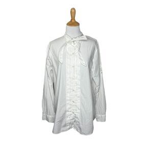 Gap White Button Down Boyfriend Fit Long Sleeve Bow at Neck Size Medium Womens